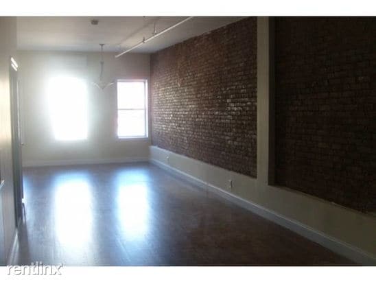 Primary Photo - 147 Grand St
