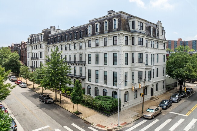 Building Photo - Beethoven Apartments