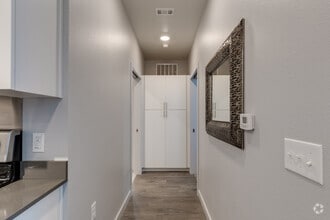 1BR, 1BA - 680SF - The Emerson