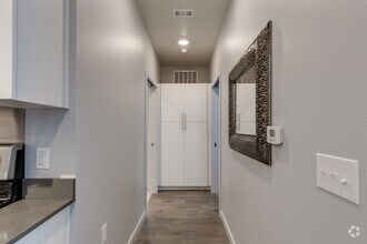 1BR, 1BA - 680SF - The Emerson