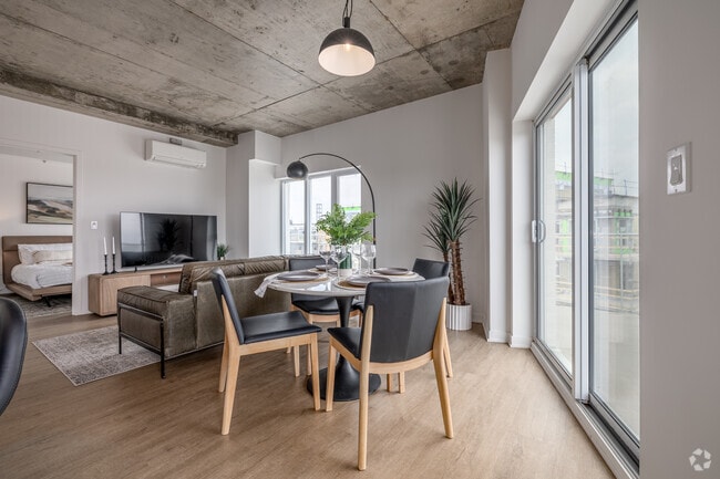 1BR, 1BA - 1010SF - Dining Room - Le Celtis