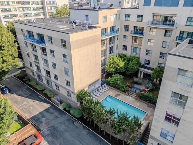 Foto del edificio - 170 Gore St