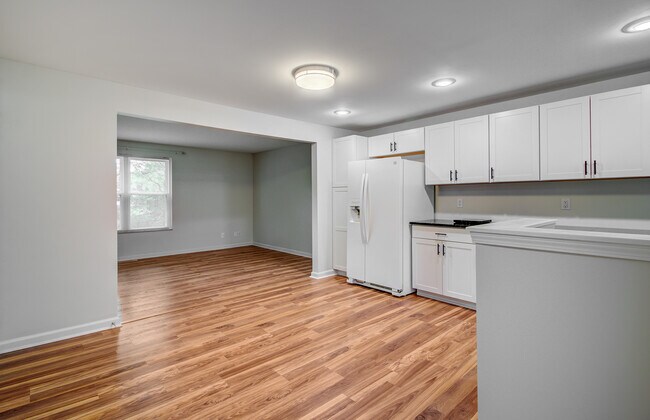 Foto del edificio - 204 Parkwood Dr
