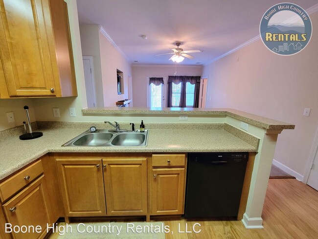 Building Photo - 3 br, 3 bath House - 186 Cecil Miller Rd U...