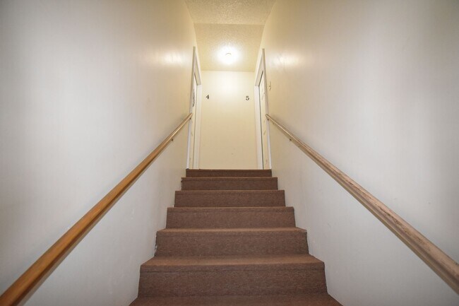 Foto del edificio - Two Bedroom Apartment in Jersey Shore with Many Amenities!