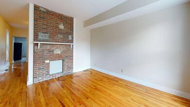 Building Photo - 1369 Indianola Ave