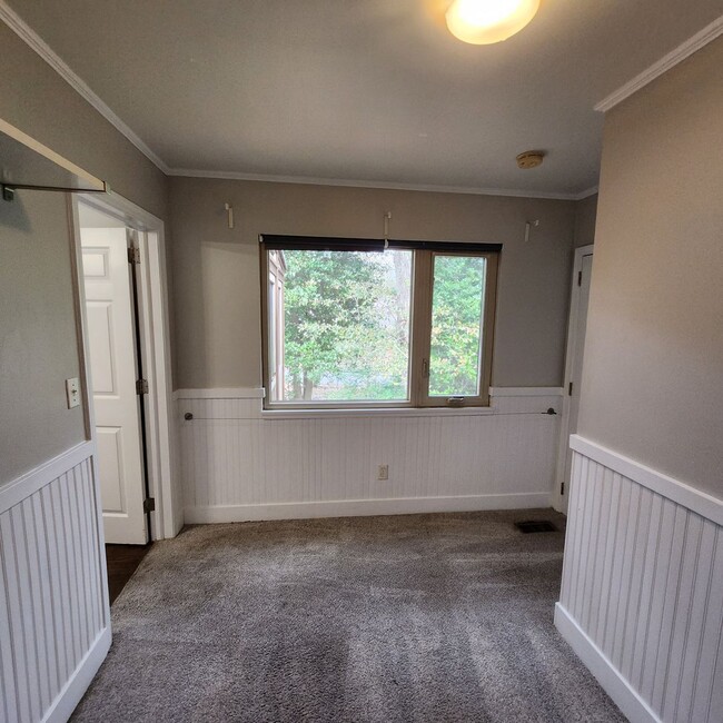 Building Photo - Beautiful home near Downtown Augusta!