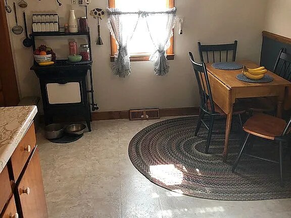 Foto del edificio - 205 N Illini St