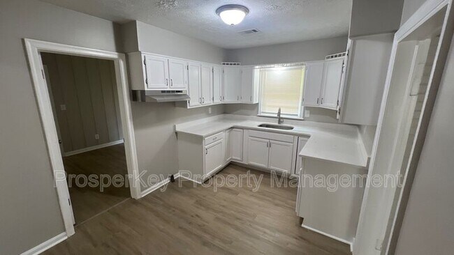 Foto del edificio - 4244 Murrelle St