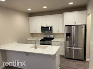 Building Photo - 5161 N Marble Fox Way