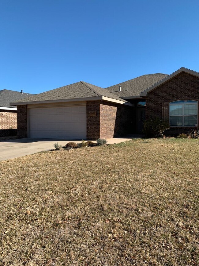 Building Photo - 2225 Jadyn Ln