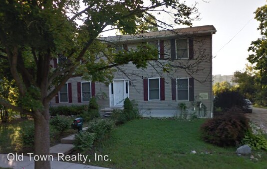 Primary Photo - 1300 Broadway St