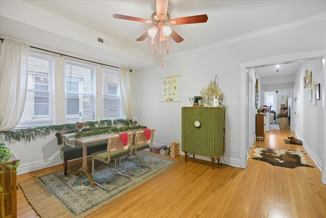 Foto del edificio - 1123 N Christiana Ave