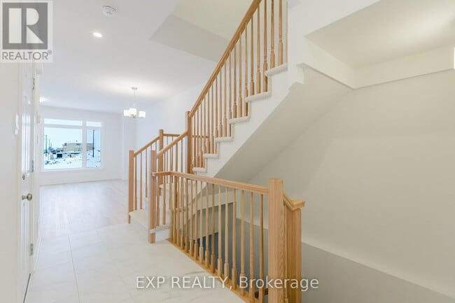 Building Photo - 6042 DAVID WEINS St