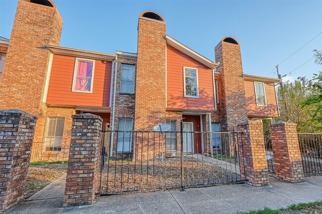 Foto del edificio - 7726 W Gulf Bank Rd