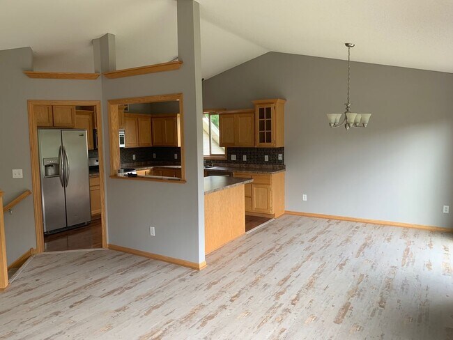 Foto del edificio - 4 Bed | 2 Bath House in Andover School District