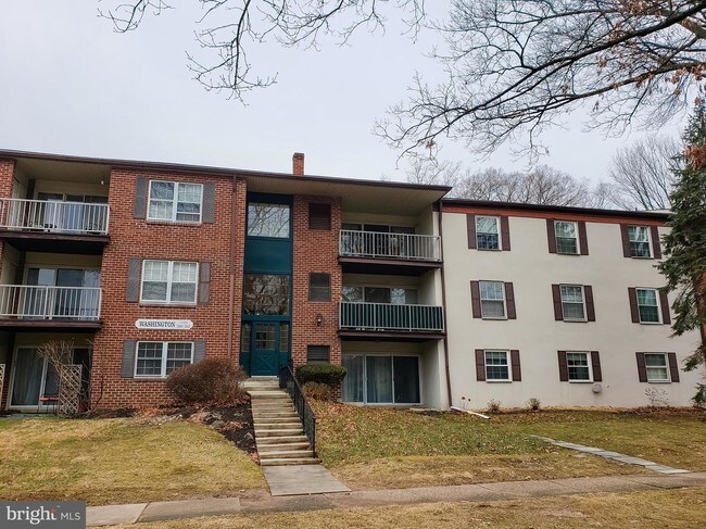 Building Photo - 363 Drummers Ln
