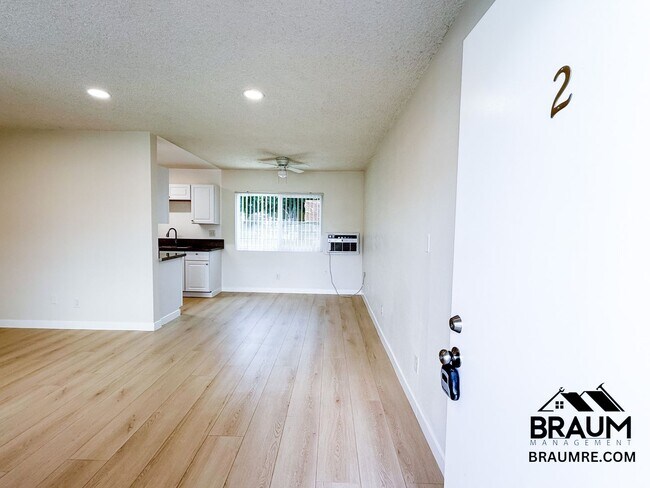 Building Photo - 6336 Tujunga Ave