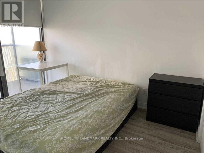 Building Photo - 50 Charles St E