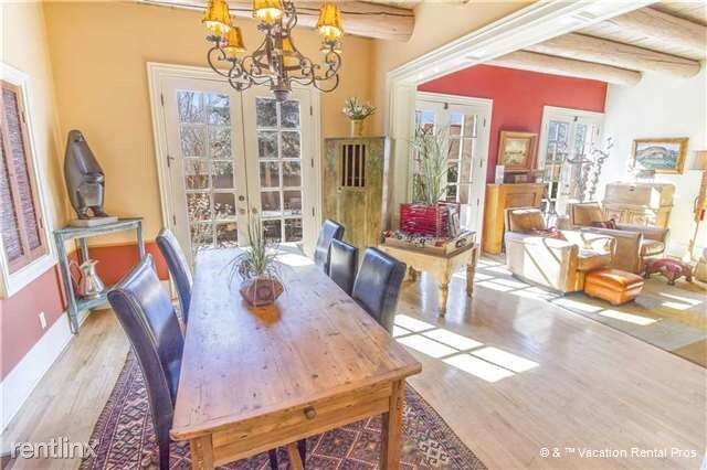 Foto del edificio - 511 Armijo St