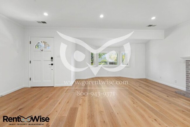 Foto del edificio - Short term lease only