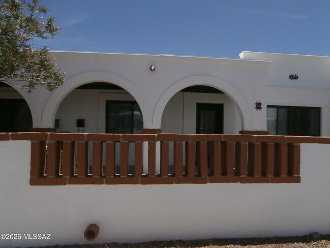 Building Photo - 133 S Paseo Pena