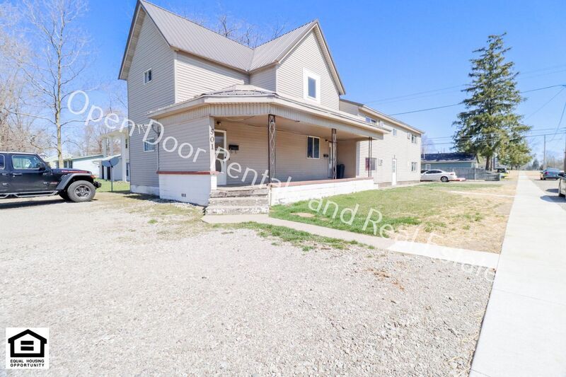 501 N Broadway St Unit A, Butler, IN 46721 Condo for Rent in Butler