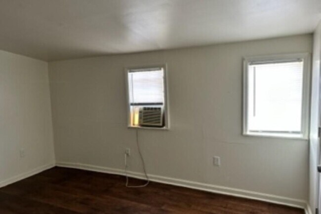 Building Photo - 3405 Mizell St