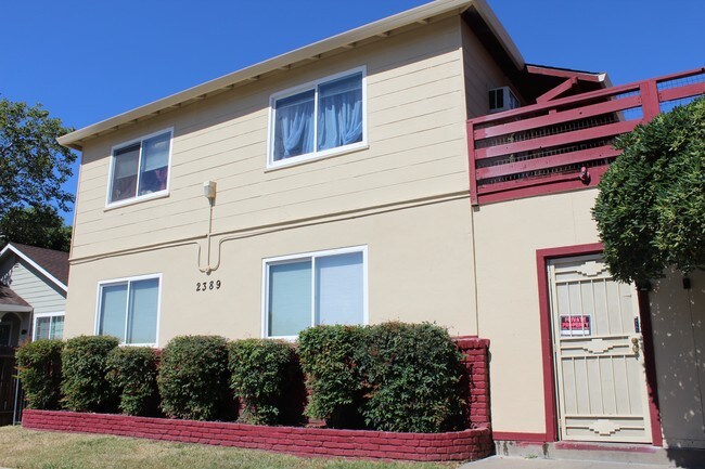 Building Photo - Cantalier Street