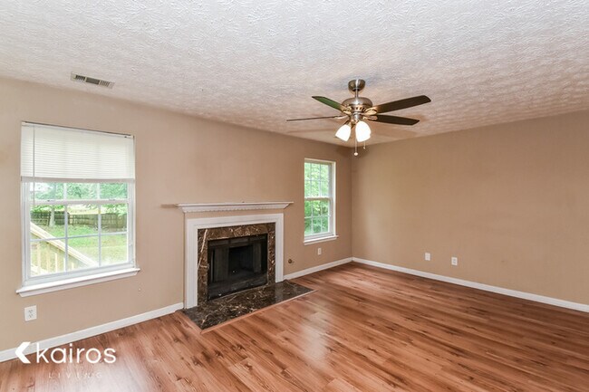 Building Photo - 4585 Darrowby Dr