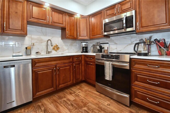 Photo - 1503 Clower Creek Dr Apartment
