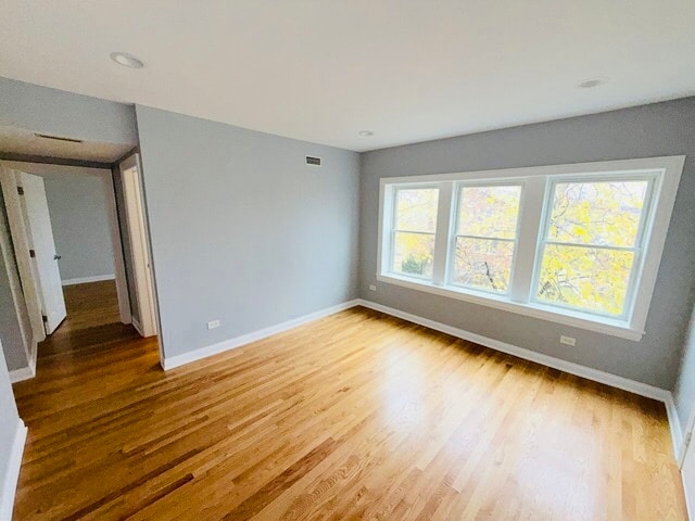 Foto del edificio - 4204 N Melvina Ave