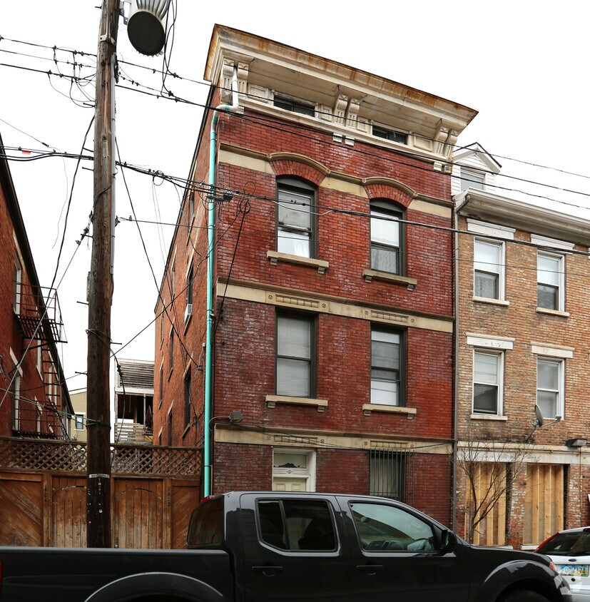 Primary Photo - 1402 Republic St