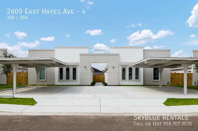 Building Photo - 2609 W Hayes Ave