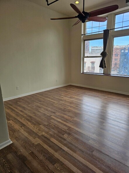 Foto del edificio - 173 Newark Ave