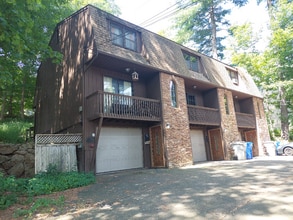 Building Photo - 509 King Street