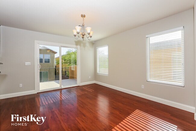 Foto del edificio - 10138 Sequoia Canyon Pl