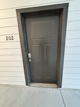 Building Photo - 934 Governors Ct