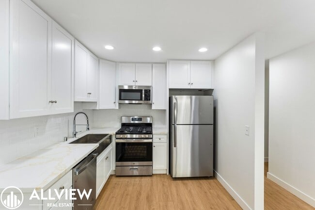 Foto del edificio - 16651 Tunstall Ln