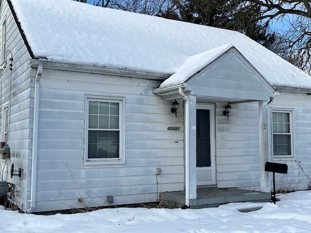 Foto del edificio - 45883 Cass Ave