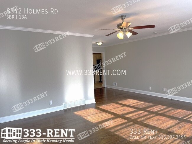 Foto del edificio - 8342 Holmes Rd