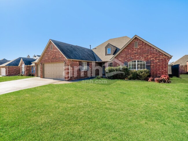 Foto del edificio - 4560 S 204th E Ave