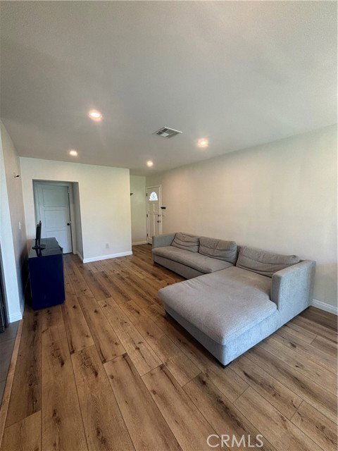 Building Photo - 6529 Aura Ave