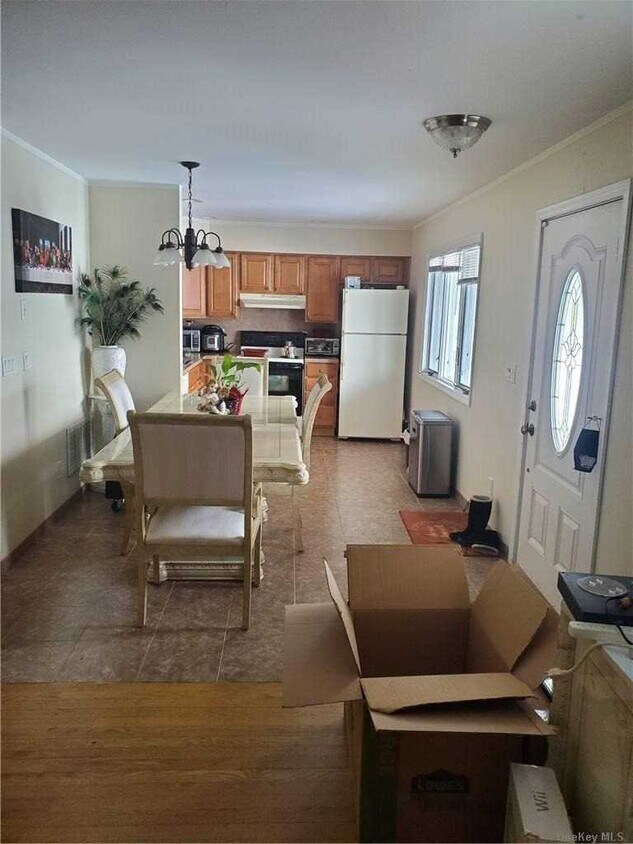 85 James St, Hicksville, NY 11801 House for Rent in Hicksville, NY