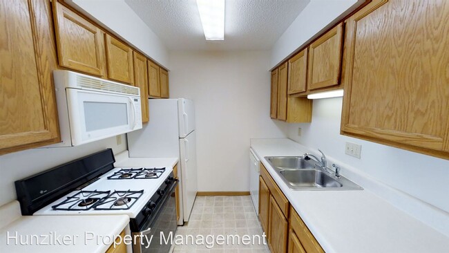 Building Photo - 2 br, 1 bath Apartment - 4901 Todd 4901 To...
