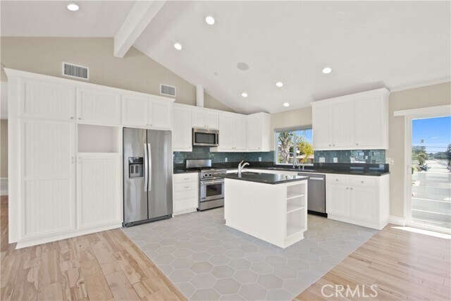 Foto del edificio - 26291 Via California