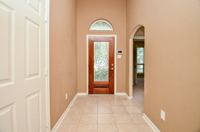 Building Photo - 5907 Turkey Creek