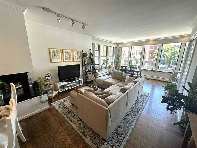 Foto del edificio - 608 Tremont St