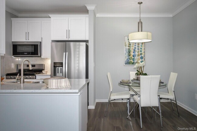 Foto del edificio - 422 Charles Pond Dr