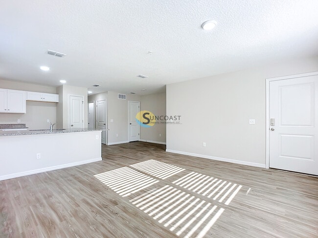 Building Photo - 11479 Oakfield Ct